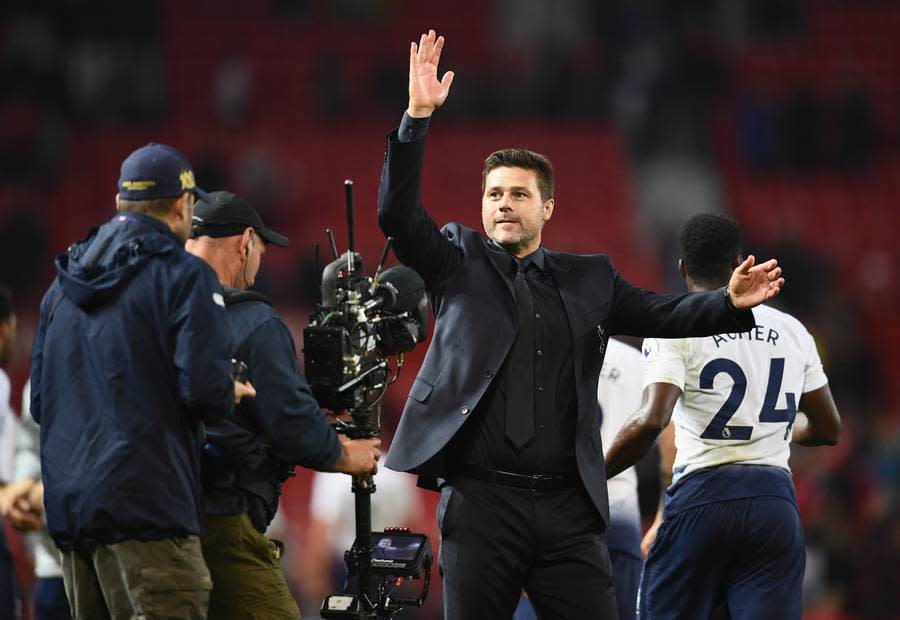 TOTTENHAM HOTSPUR - PLATZ 5 MIT 9 PUNKTEN: Mauricio Pochettino und seine Spurs beweisen, dass sie auch ohne einen einzigen Neuzugang ganz oben mithalten können. Drei Siege - darunter das furiose 3:0 bei Manchester United - untermauerten die Titelambitionen der Londoner