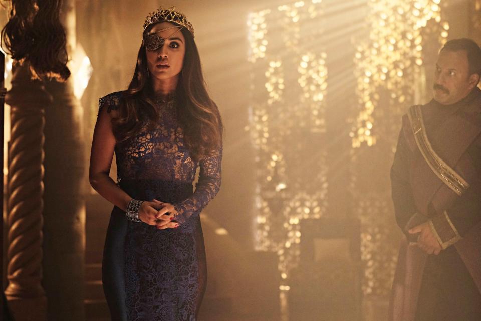 <h1 class="title">Summer Bishil The Magicians Season 3</h1><cite class="credit">Everett Digital</cite>