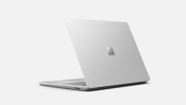 微軟的Surface Laptop Go 是一款售價US$550 起的12.4 吋入門筆電