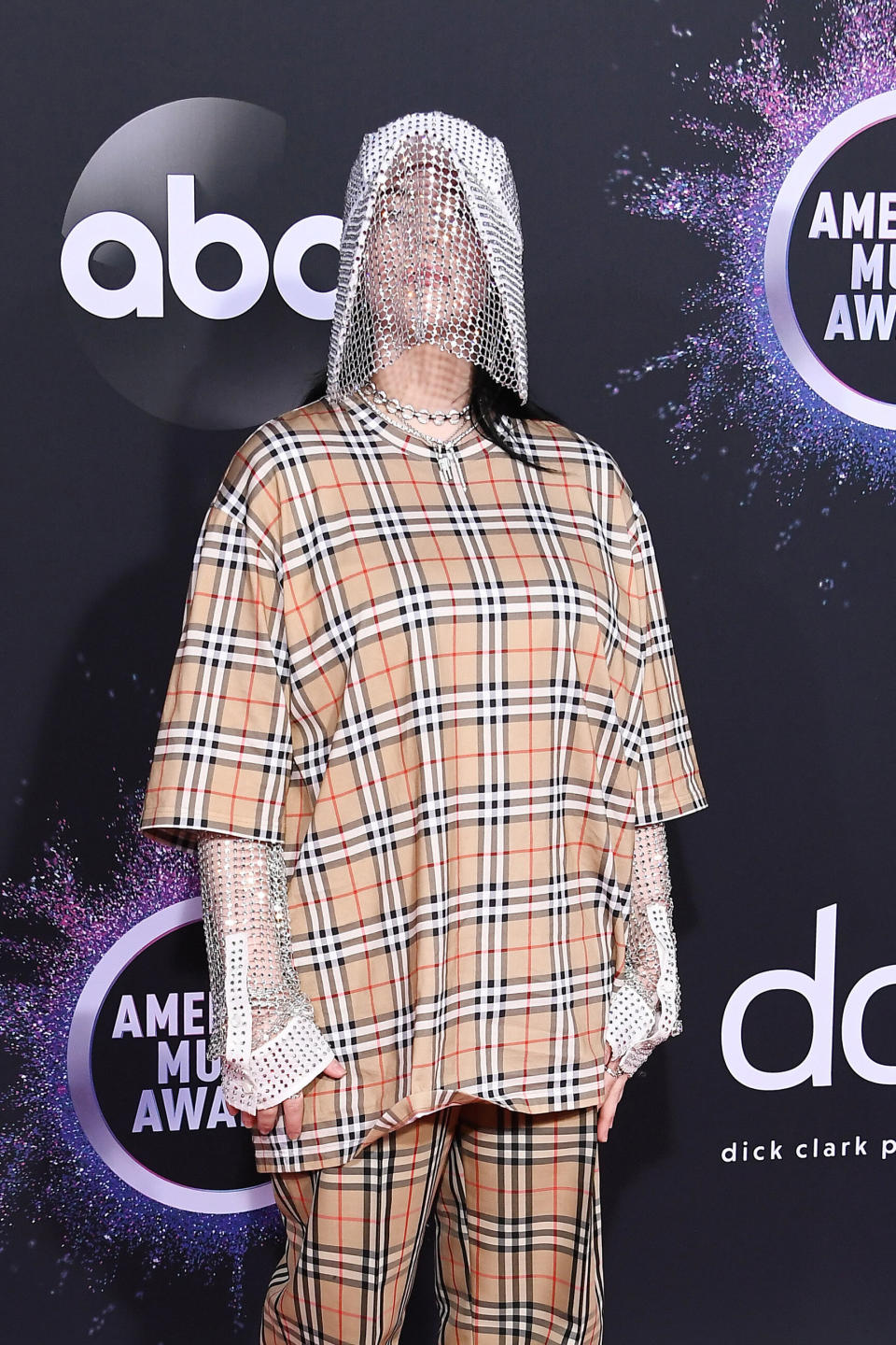 Billie Eilish at the 2019 American Music Awards. (Photo: Steve Granitz via Getty Images)