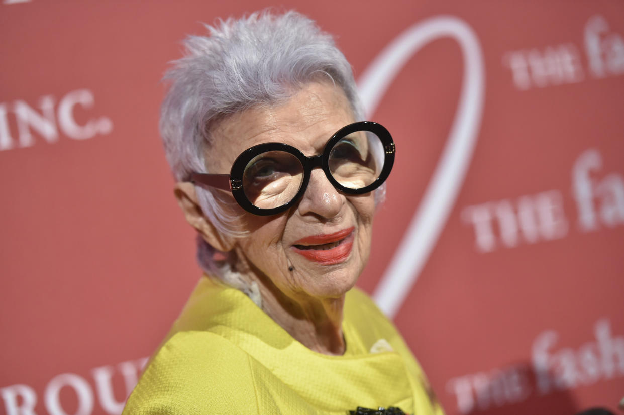 Iris Apfel hat auf Instagram zu einer Stil-Challenge aufgerufen. (Bild: AP Photo)