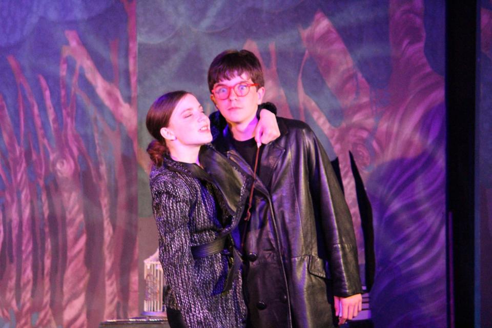 Lily Segars as The Mirror and Patrick Harrison as The Prince in Knoxville Children’s Theatre’s production of “Snow White,” starting this weekend. May 25, 2022