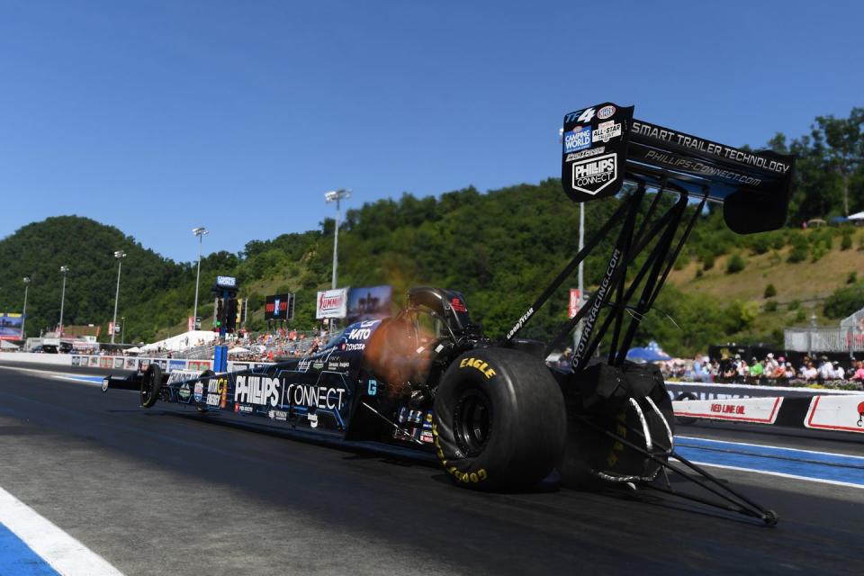 Photo credit: NHRA/National Dragster