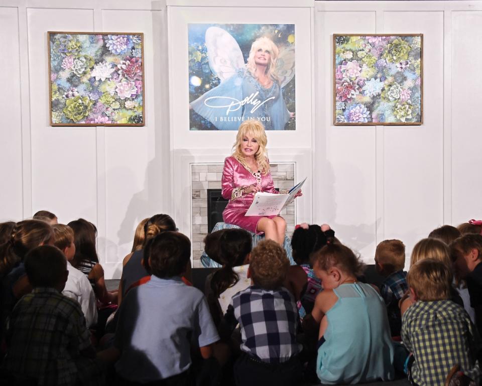 Dolly Parton announced the release of 'I Believe In You', her first album written and recorded for kids at her press conference today before media reps and their children as special guests at CTK Management/NOVE Entertainment. 15 Aug 2017