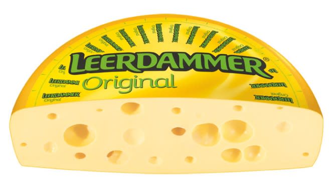 <p>Auf der Nummer Eins thront Leerdammer. Der Schnittkäse stammt aus den Niederlanden, wird seit 1978 vertrieben und von 27,5% der Deutschen gerne und regelmäßig verspeist. (Foto: Leerdammer) </p>