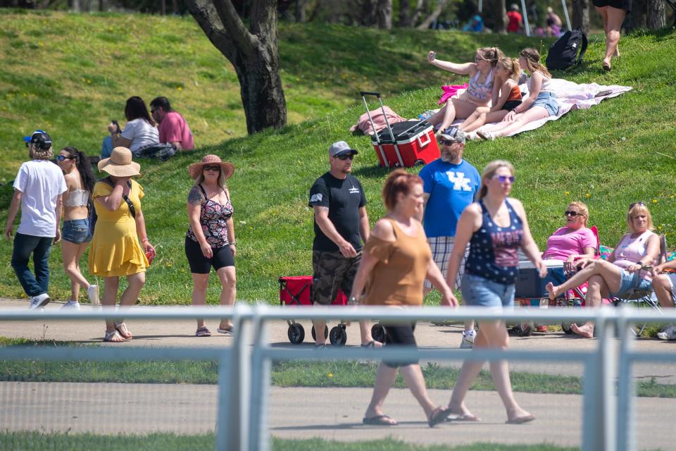 Crowds begin to build up near the Great Lawn in Waterfront Park during Thunder Over Louisville on Saturday along the waterfront. April 23, 2022