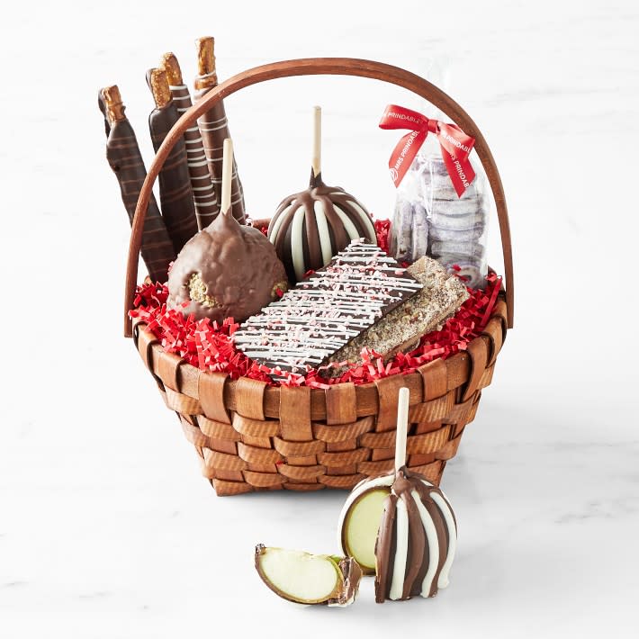 <p><a href="https://go.redirectingat.com?id=74968X1596630&url=https%3A%2F%2Fwww.williams-sonoma.com%2Fproducts%2Fholiday-caramel-apple-gift-basket%2F&sref=https%3A%2F%2Fwww.thepioneerwoman.com%2Fholidays-celebrations%2Fgifts%2Fg44674182%2Fbest-thanksgiving-baskets%2F" rel="nofollow noopener" target="_blank" data-ylk="slk:Shop Now;elm:context_link;itc:0;sec:content-canvas" class="link ">Shop Now</a></p><p>Holiday Caramel Apple Gift Basket</p><p>williams-sonoma.com</p><p>$89.95</p><span class="copyright">Williams Sonoma </span>