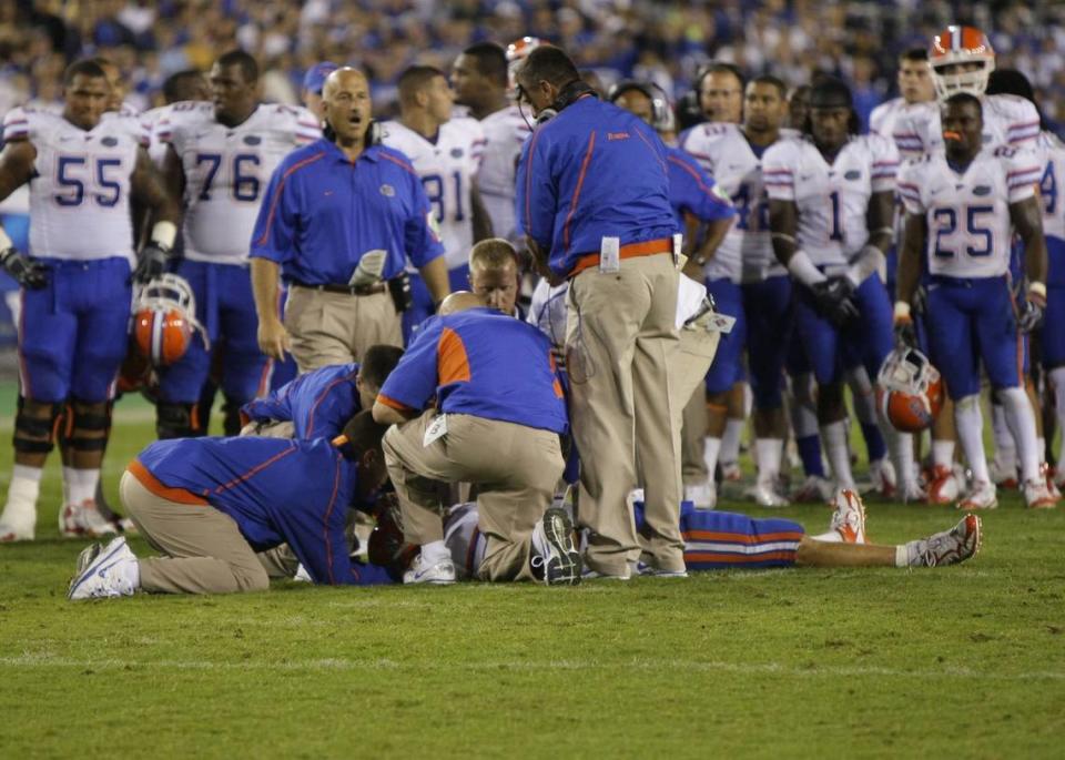 Tim Tebow was tended to by Florida’s training staff after taking a vicious hit during the Gators’ 2009 win at Kentucky. “I don’t really remember much of that trip, but besides that it’s always been a lot of fun,” Tebow said Friday of the UK-Florida rivalry. Mark Cornelison/Herald-Leader File Photo