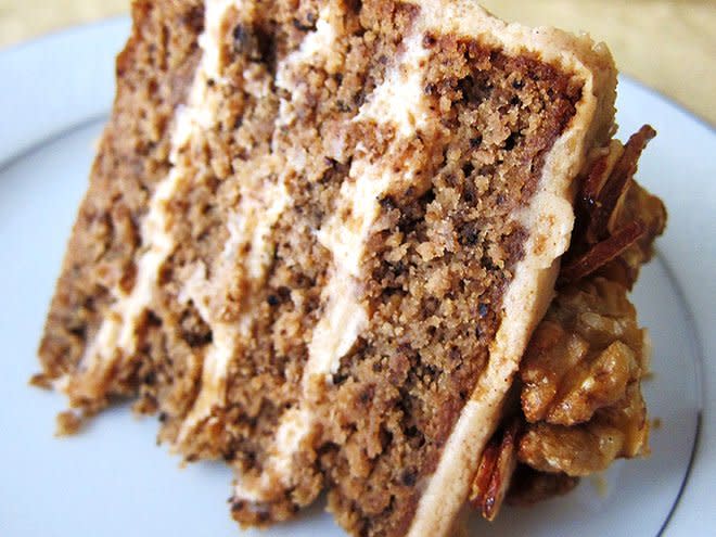 MAPLE NUT CAKE