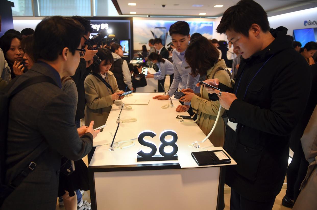 Galaxy S8, S8  heavy demand in SouthKorea