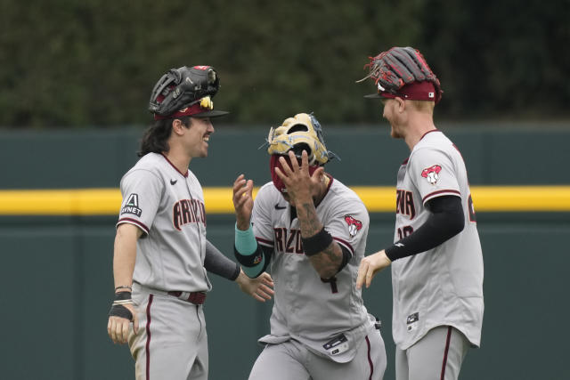 Diamondbacks match MLB record with 22nd straight road loss