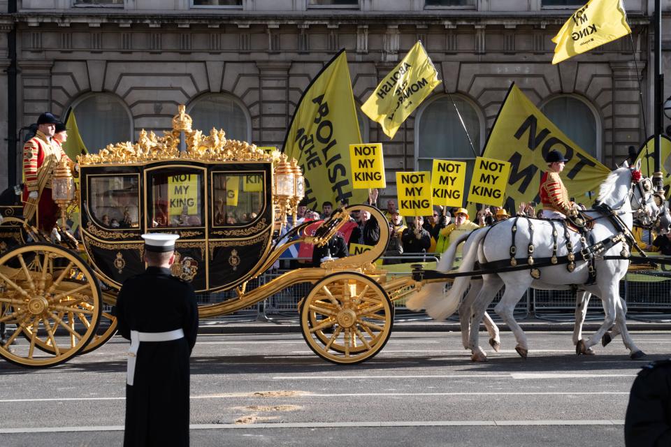 London, UK. 7 November, 2023. Anti-monarchists from campaign group Republic protest in Whitehall, declaring 