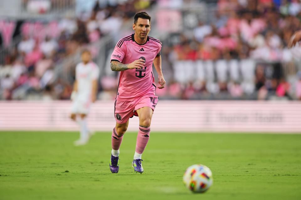 Jun 1, 2024; Fort Lauderdale, Florida, USA; Inter Miami CF forward Lionel Messi (10) controls the ball during the first half against St. Louis CITY SC at Chase Stadium. Mandatory Credit: Sam Navarro-USA TODAY Sports