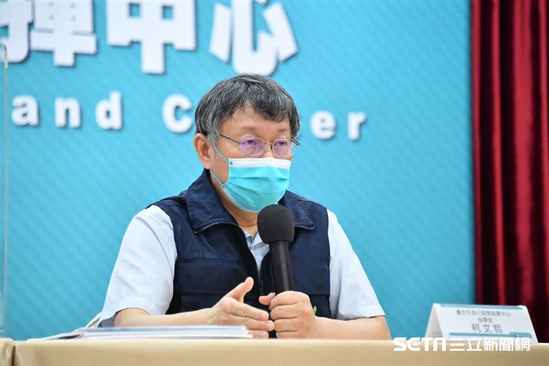 台北市長柯文哲表示，法要有一致性，發放慰問金要「從長計議」。