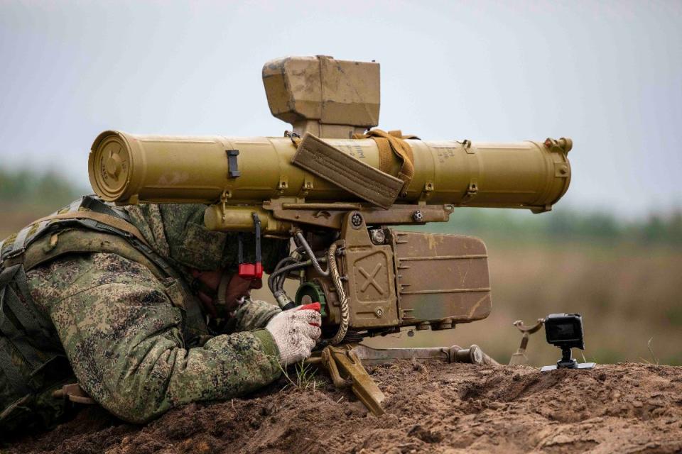 9k111 fagot at 4 spigot anti tank guided missile system deployed for firing