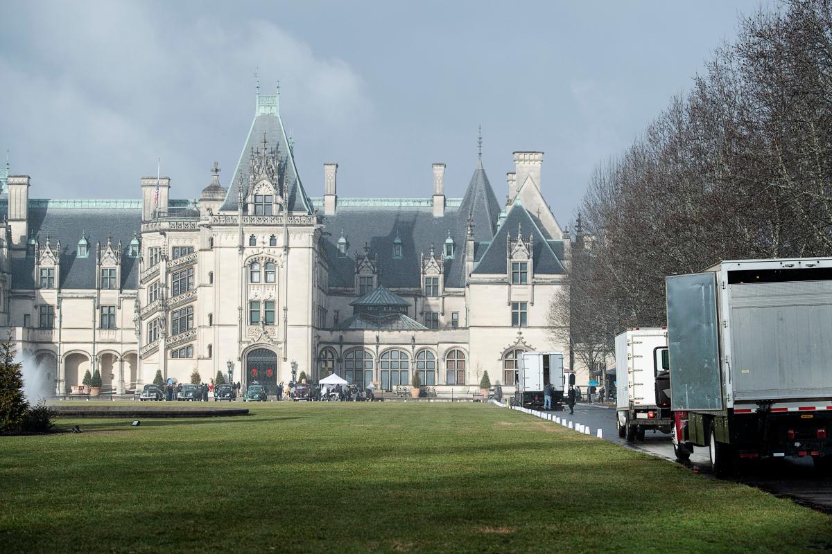 Watch Hallmark's 'A Biltmore Christmas' movie preview, filmed at