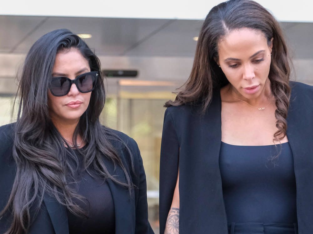 Vanessa Bryant (l.) verlässt das Gerichtsgebäude. (Bild: imago/ZUMA Wire)