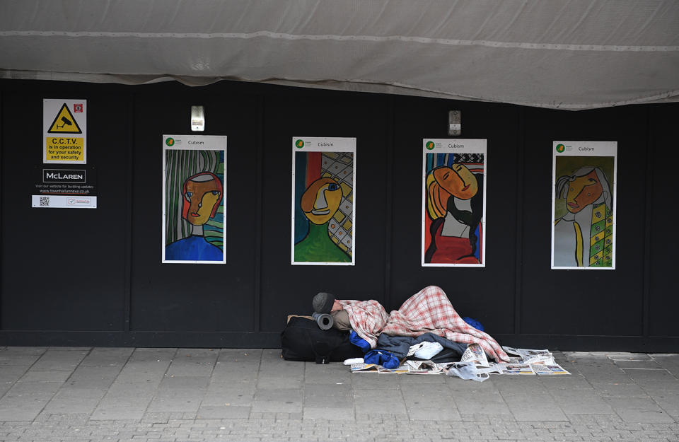 <p>A homeless man sleeps near King’s Cross in London, Britain, Feb. 18, 2017. (Photo: Facundo Arrizabalaga/EPA) </p>