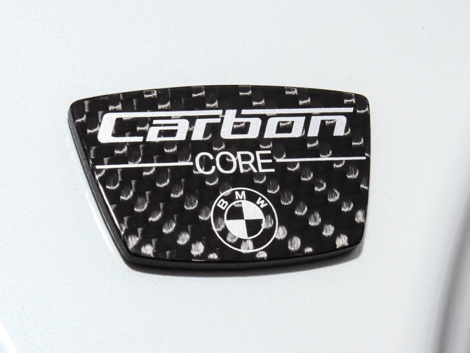 Carbon Core輕量化車體結構，不僅堅固、也提供更靈敏的操控。