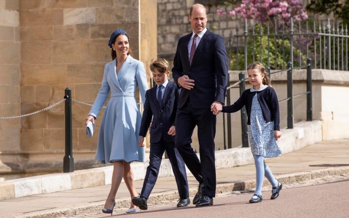 The Duke and Duchess of Cambridge arrive at Windsor Castle with their children - Jeff Gilbert