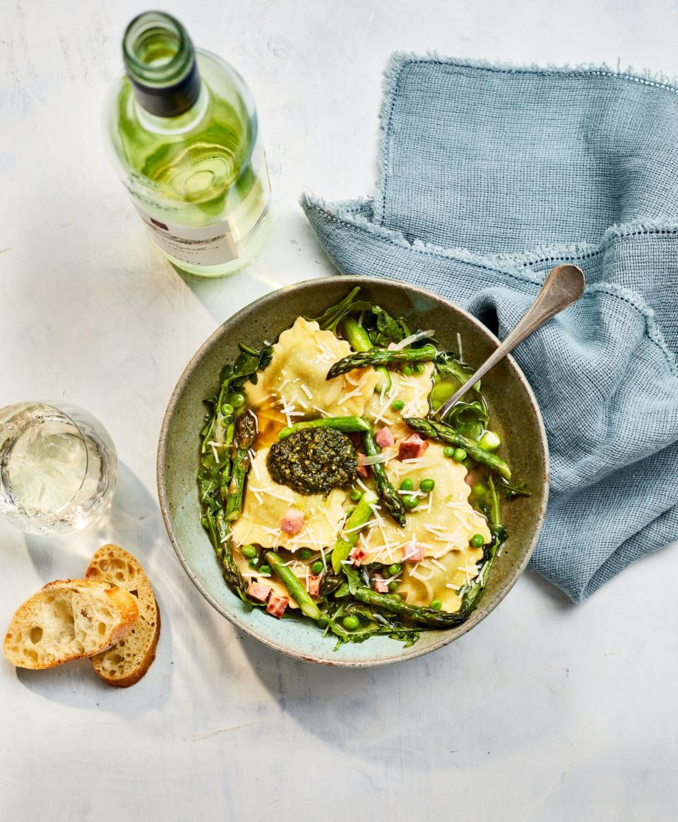 Pesto Primavera Ravioli with Ham