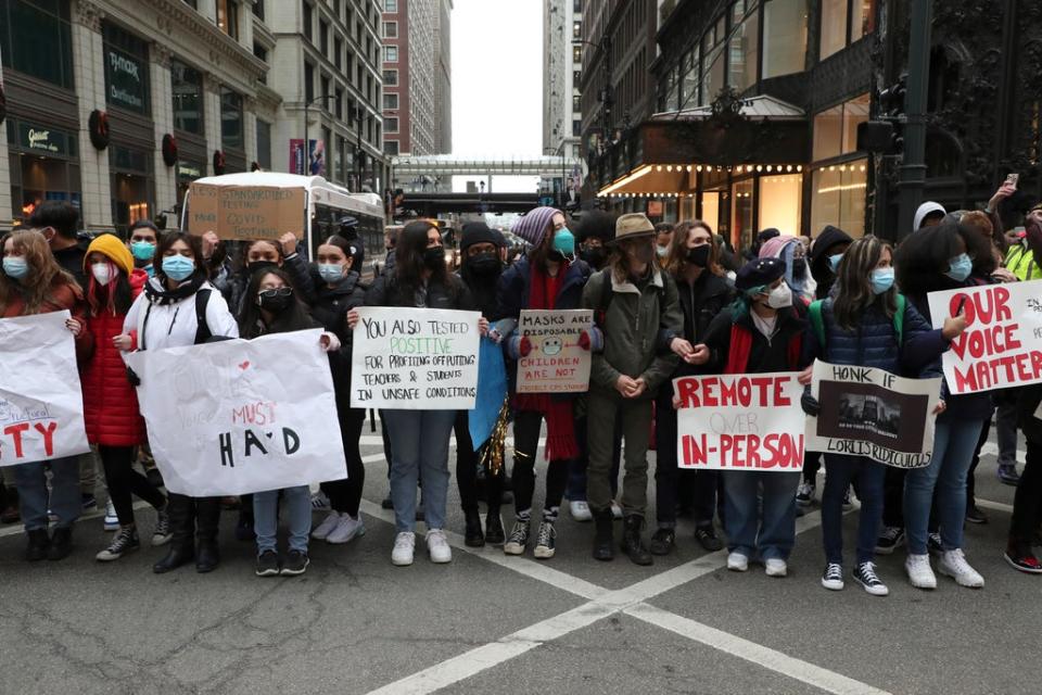 CORONAVIRUS-CHICAGO-ESCUELAS (AP)