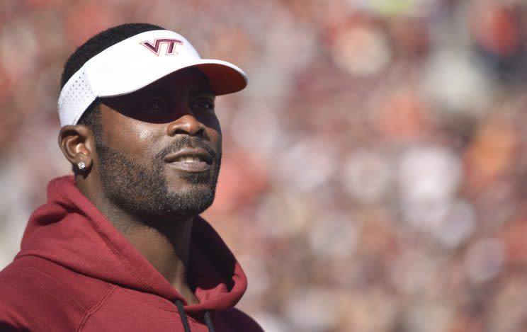 Michael Vick was third in the Heisman voting in 1999. (Getty)