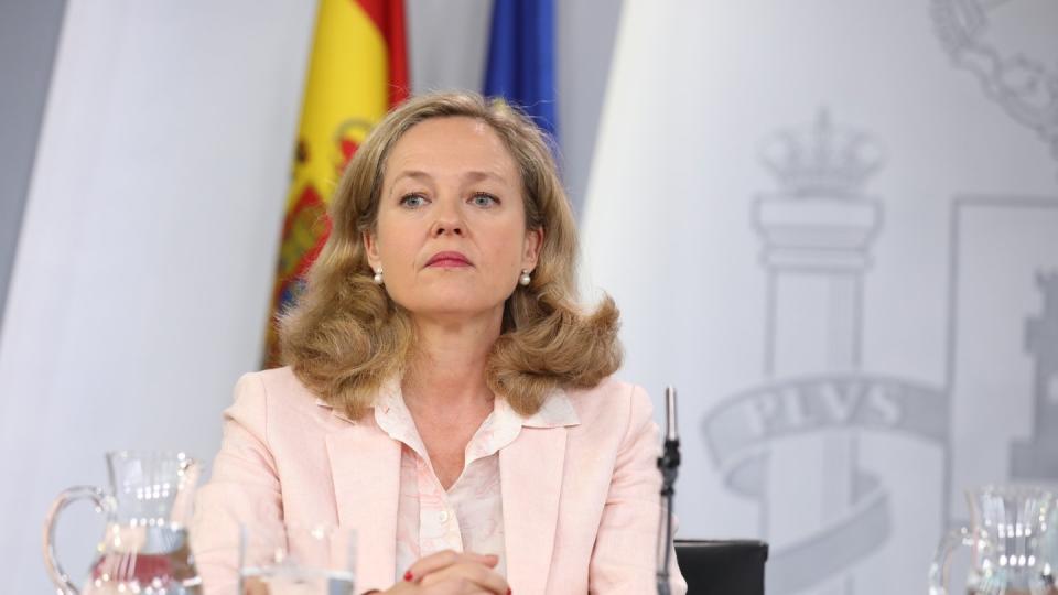 Nadia Calviño ist seit 2018 Wirtschaftsministerin im Kabinett des spanischen Minsterpräsidenten Pedro Sánchez.