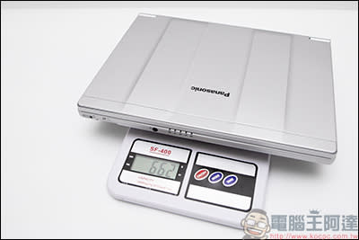 Panasonic TOUGHBOOK CF-SV8 & CF-LV8 開箱評測