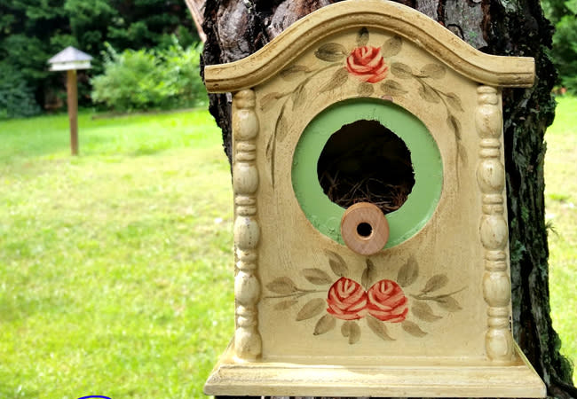 DIY Birdhouse - Vintage Villa