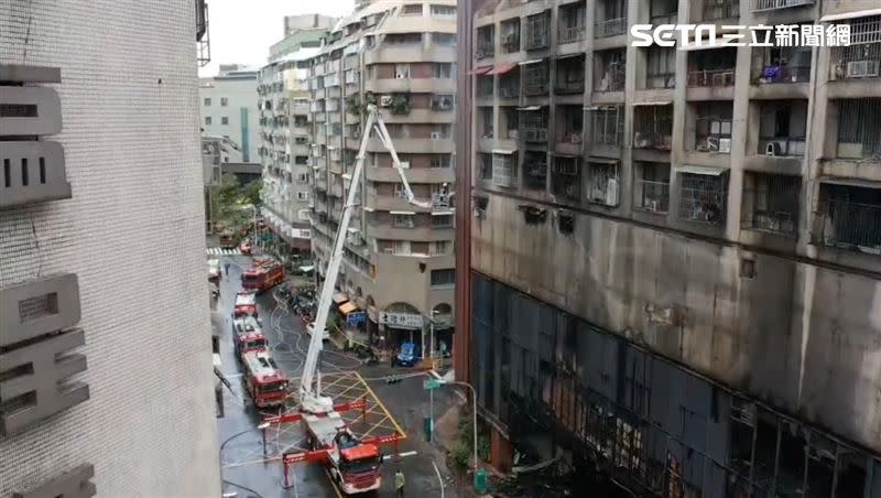 高雄城中城大火釀成46人43傷。（圖／翻攝畫面）