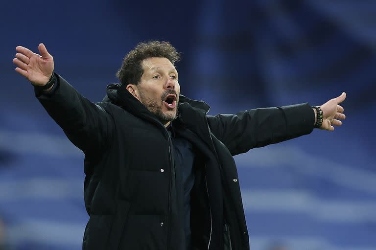 Los gestos de Diego Simeone durante el partido de la Copa del Rey entre su equipo, Atlético de Madrid, y Real Madrid.