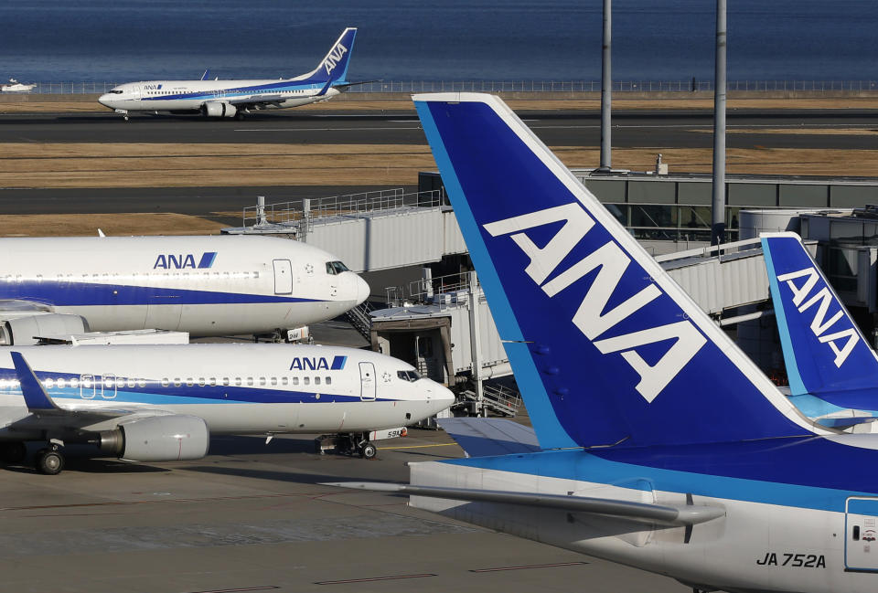 La japonesa All Nippon Airways (ANA) ha sido una de las primeras aerolíneas en poner en práctica esta estrategia de volar a ningún sitio. (Foto: AP Photo/Shizuo Kambayashi, File)