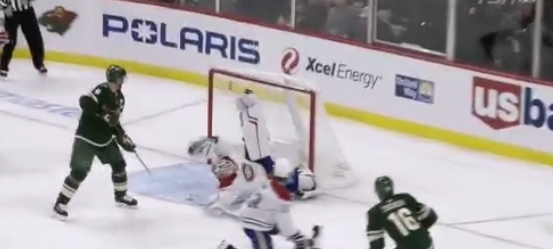 The Canadiens goaltender robs a goal from the Wild's Jason Zucker in fantastic fashion. (Twitter/@NHLGIFs)