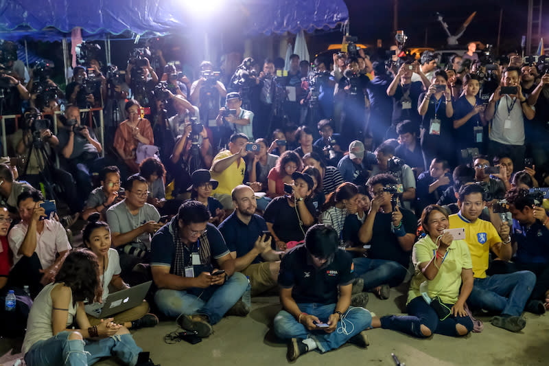 PHOTOS: Divers rescue all 13 from flooded cave in Thailand