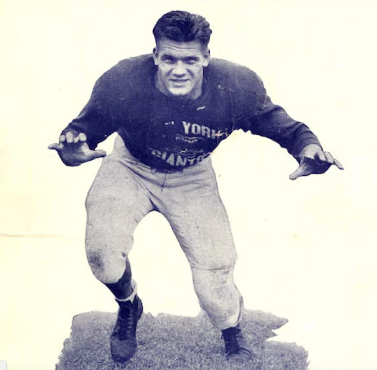 One of the best-known players to die in combat was New York Giants tackle Al Blozis, killed by machine gun fire as he searched for missing members of his platoon in France. Lt. Blozis was killed just six weeks after playing in the 1944 NFL Championship Game.