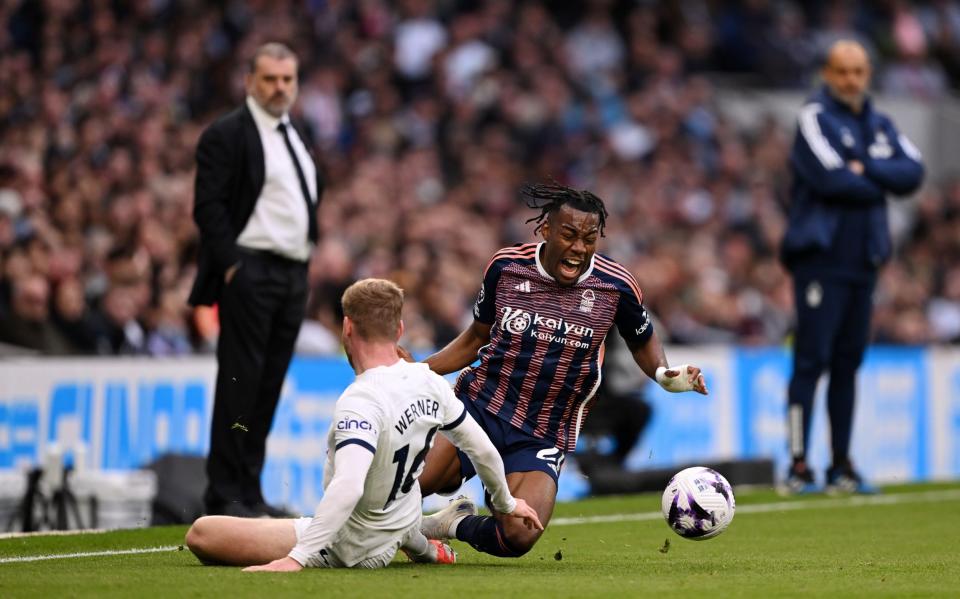 Timo Werner fouls Anthony Elanga