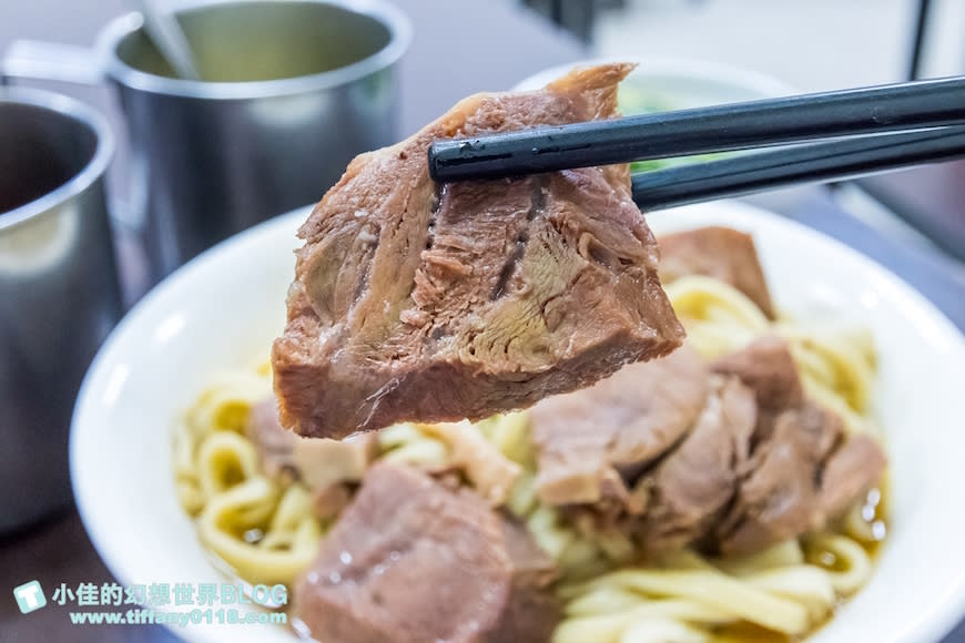 高雄鹽埕｜港園牛肉麵