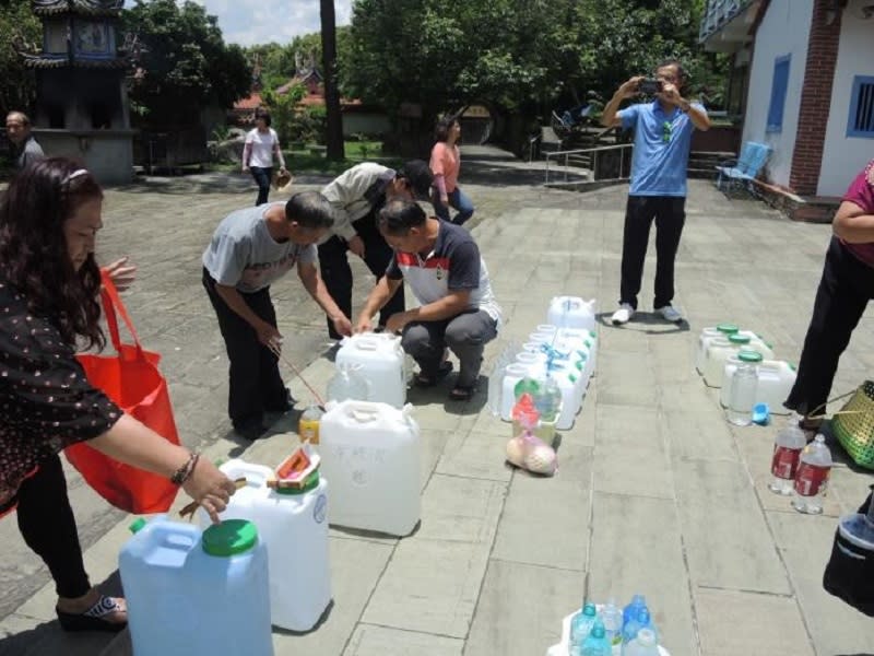 夏至也能做午時水。（圖／NOWnews資料圖）