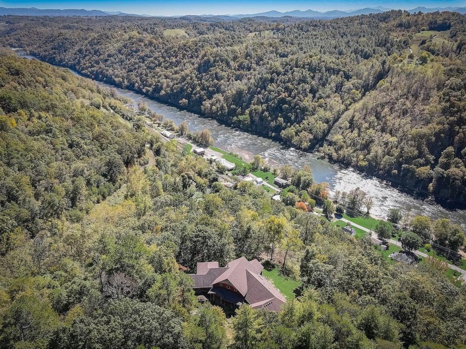 This Marshall home, at 476 River Run Road, contains more than 16 acres and was previously subdivided into seven lots.