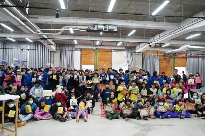「文化種子萌芽計畫」第2梯次，邀長濱鄉國中小師生體驗藝文之旅，活動包括錄製歌曲、選書、電影欣賞及街舞教學等。