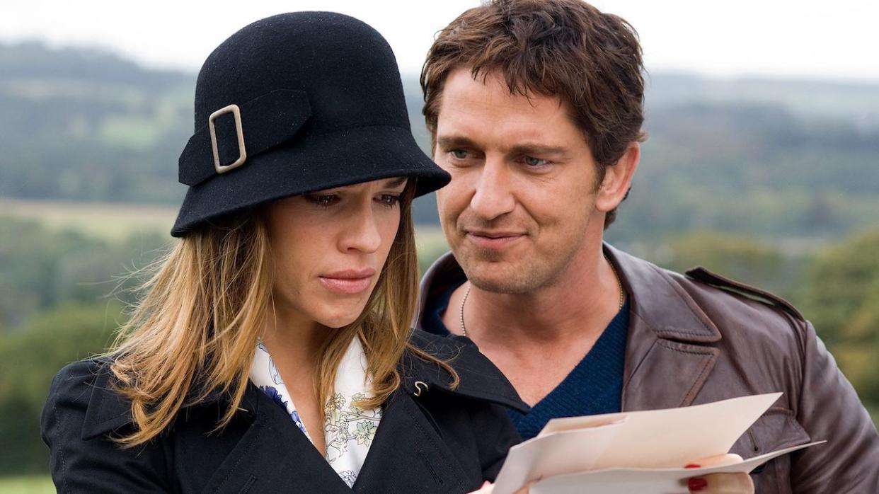  Hilary Swank and Gerard Butler in P.S. I Love You 