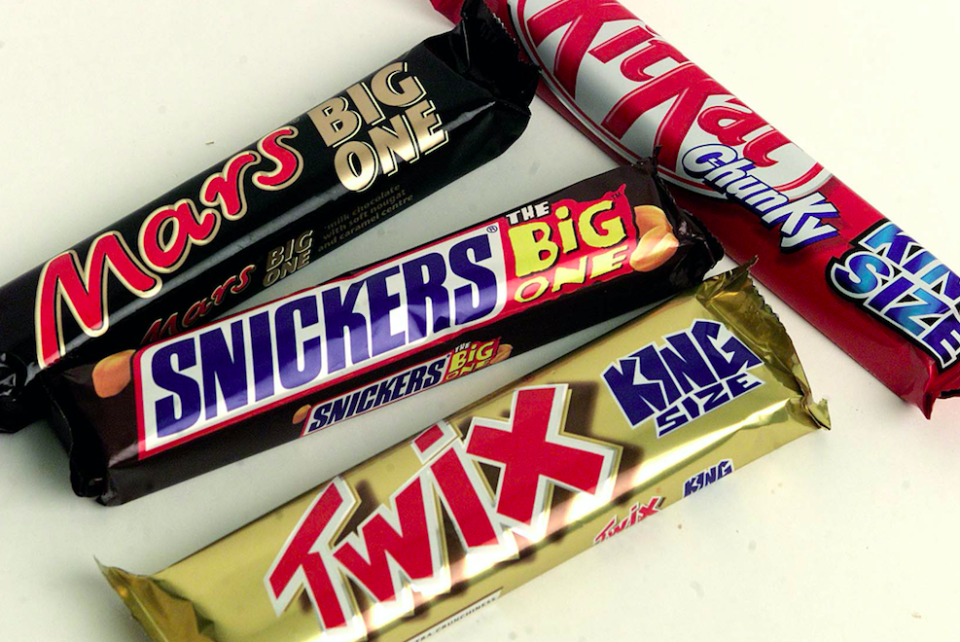 <em>Larger bars of chocolate will be taken off the shelves in hospital canteens and vending machines (Rex)</em>