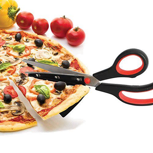 5) Pizza Cutting Sheers