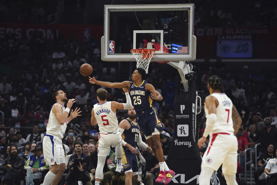 New Orleans Pelicans guard Trey Murphy III (25) blocks a shot by the Los Angeles Clippers during the first half of an NBA basketball game on Sunday, Oct. 30, 2022, in Los Angeles, Calif. (AP Photo/Allison Dinner)