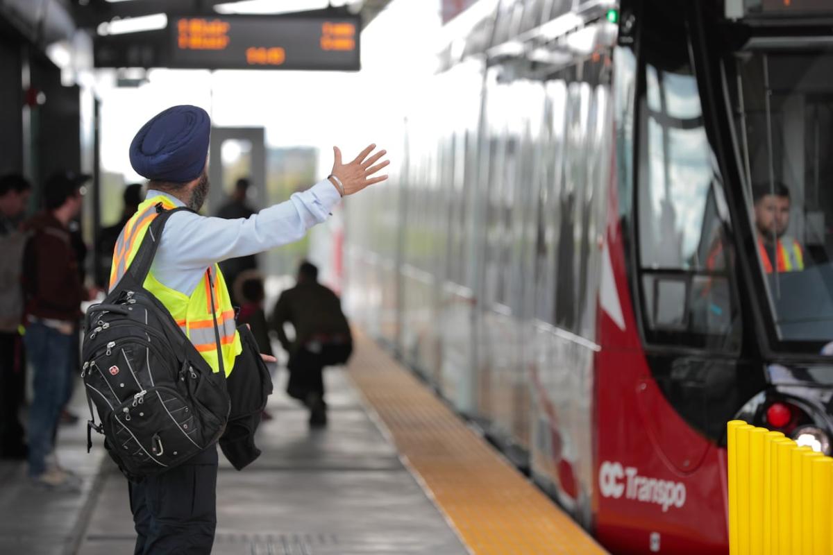 Bid to reverse LRT frequency cut loses at council