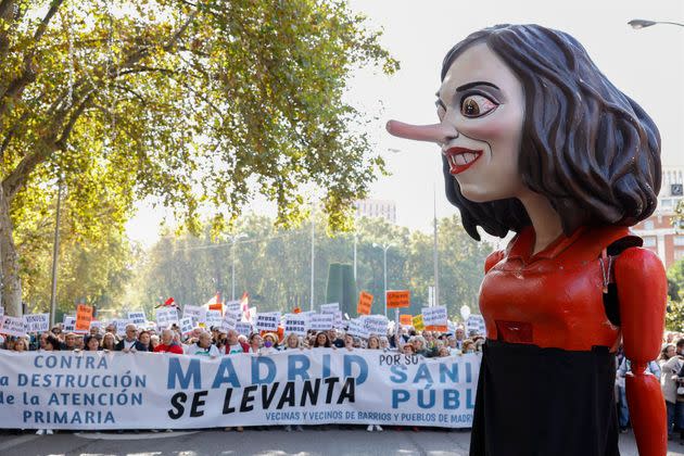 Manifestación ciudadana que recorre este domingo el centro de Madrid bajo el lema 