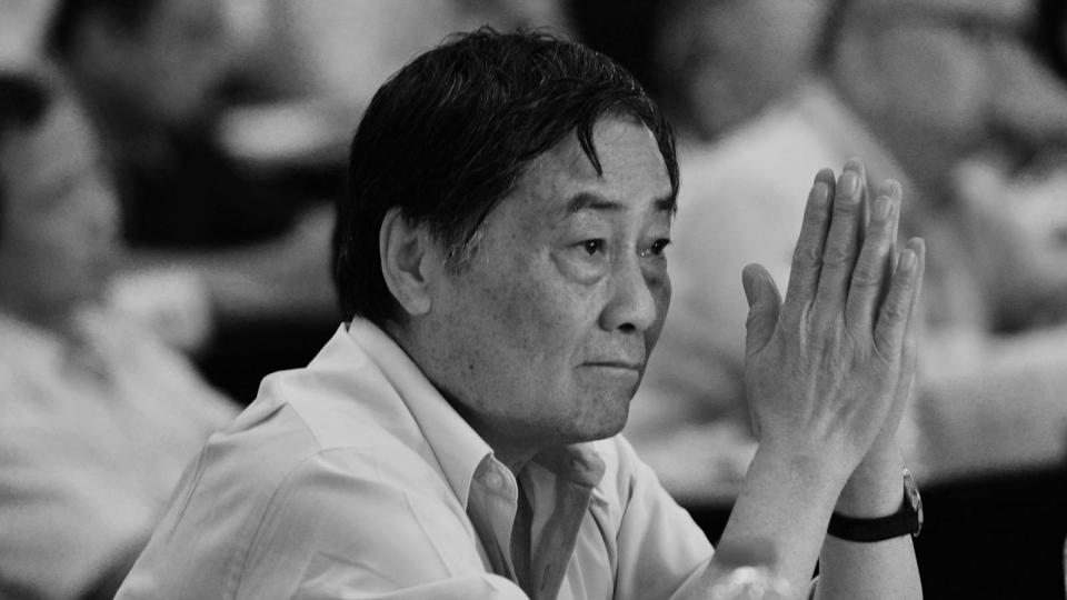 HANGZHOU, CHINA - JUNE 8, 2013 - (FILE)  Zong Qinghou, founder of Wahaha, attends a forum in Hangzhou, Zhejiang province, China, June 8, 2013. Zong Qinghou, founder of Wahaha Group and China's richest man three times, died at 10:30 on February 25, 2024 at the age of 79. (Photo credit should read CFOTO/Future Publishing via Getty Images)