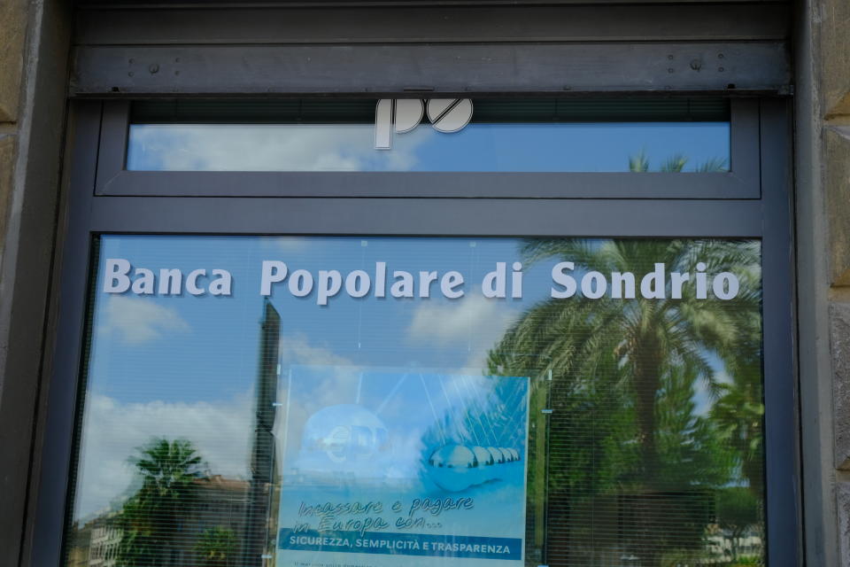 Stesse sorti per la Banca Popolare di Sondrio, sempre al 3%