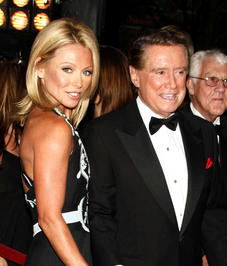 Kelly Ripa and Regis Philbin in 2006. (Photo: Getty Images)